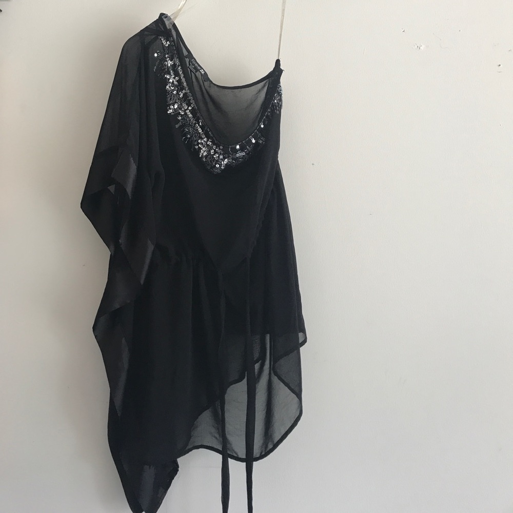 One Shoulder Sequined Top