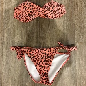 Leopard bikini