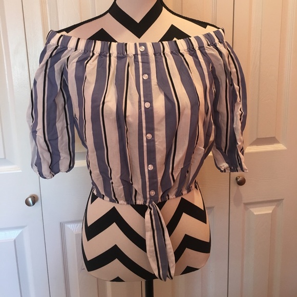 🔥4 for 25 Blue White Off The Shoulder Top - Picture 3 of 6