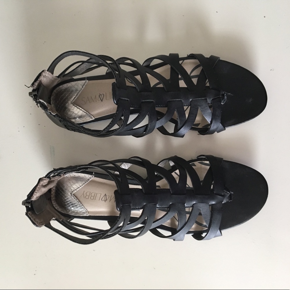 Black tiny wedge sandals