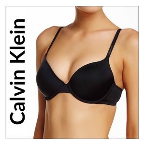 Calvin Klein Black Push-Up T-Shirt Underwire Bra