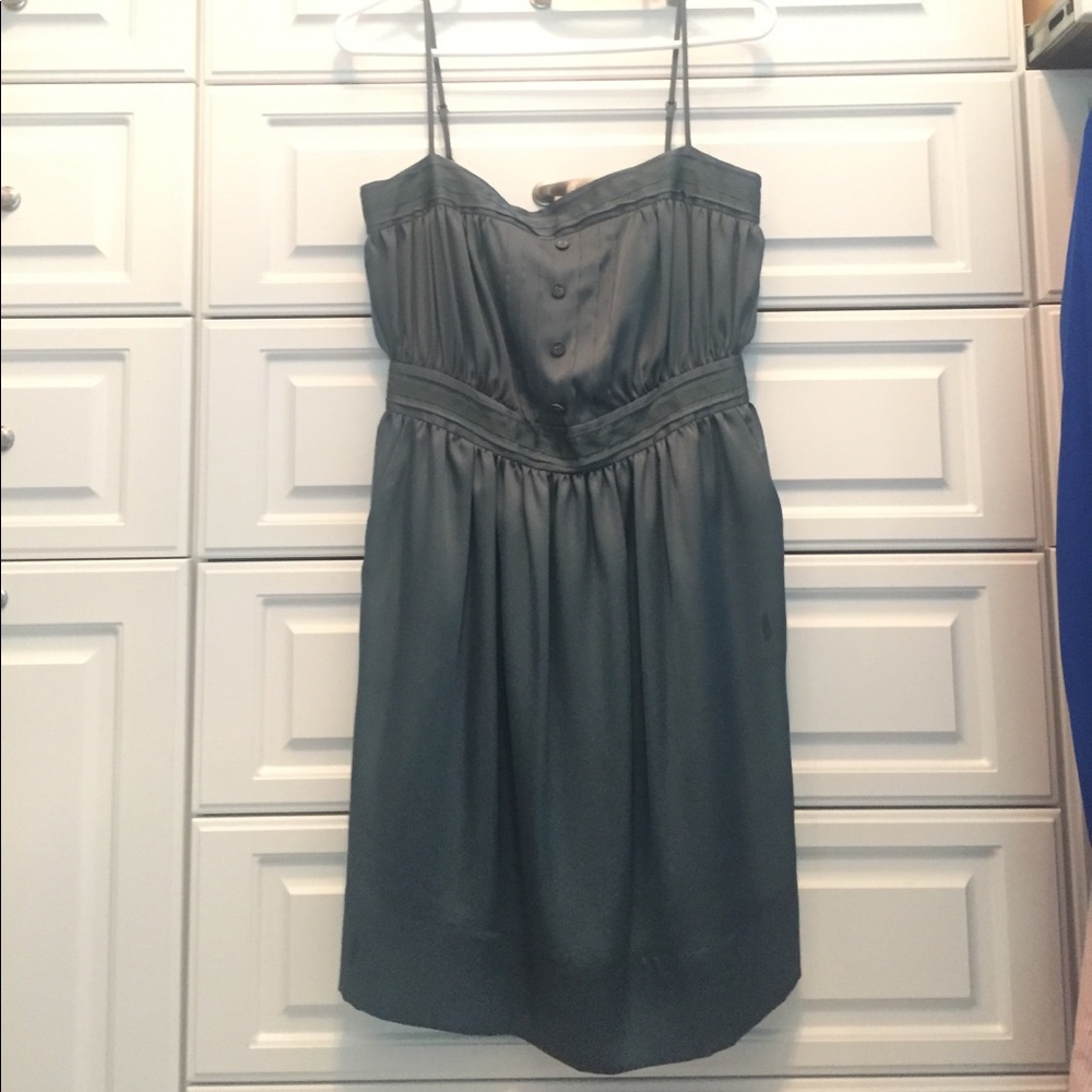 Size 8 To the Max green dress with pockets