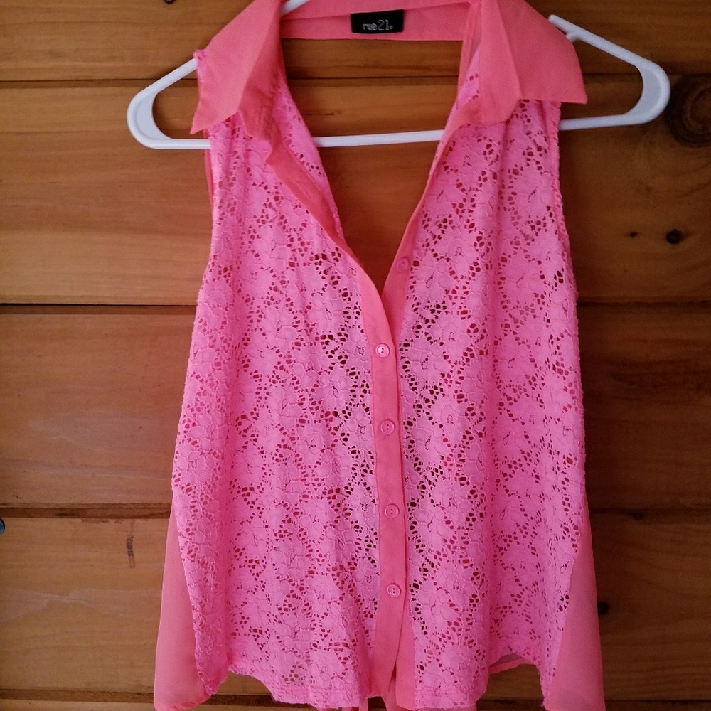 Pink open back tank top!