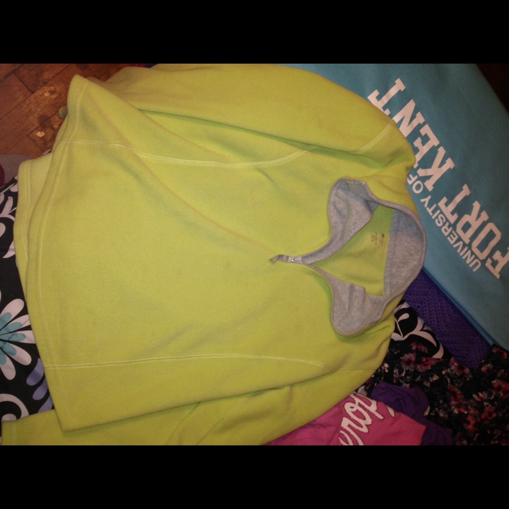 Fleece pullover