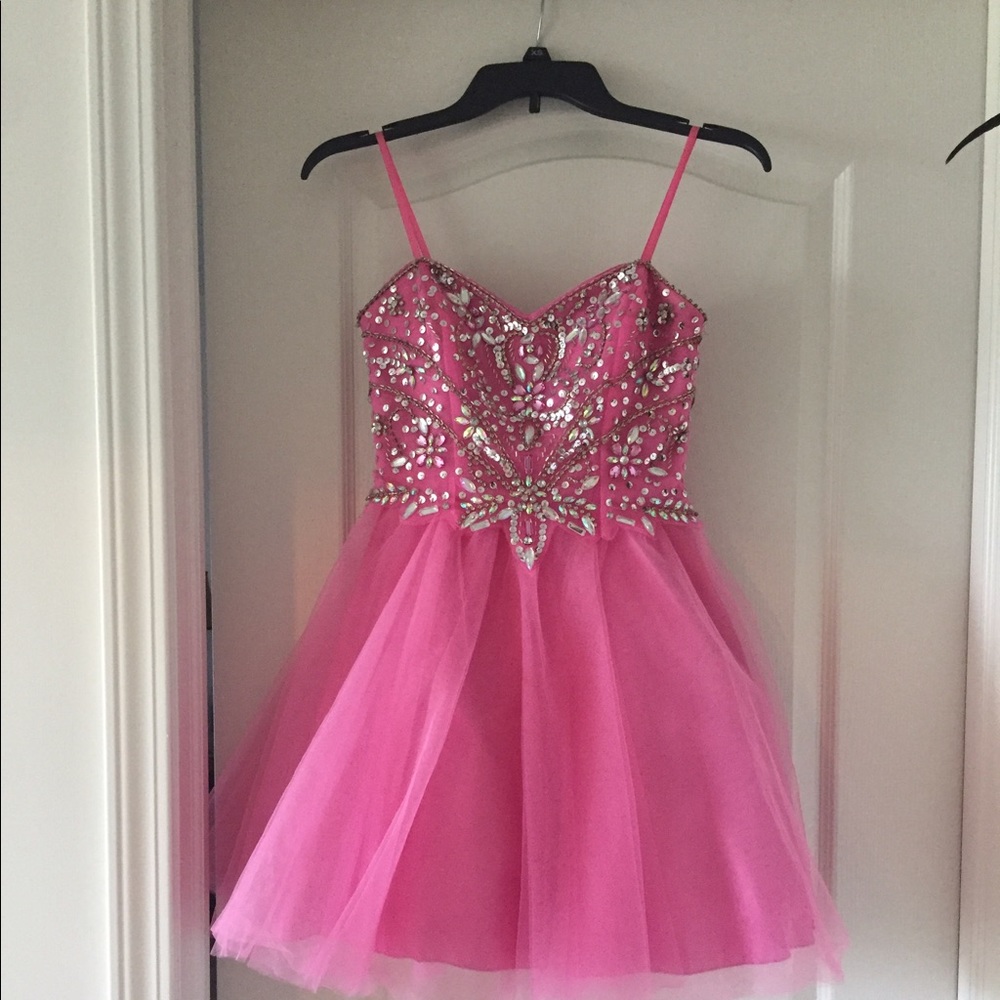 Meet your Posher, Veronica