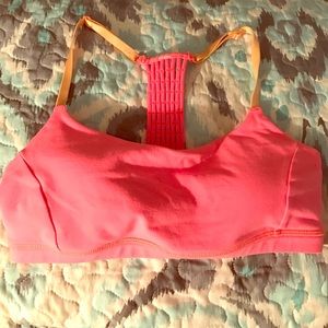 Lululemon sports bra size 6