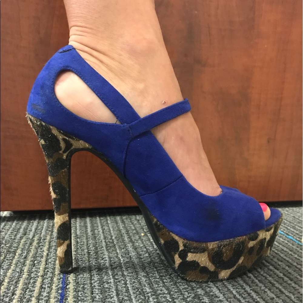 Size 7 Jessica Simpson Cobalt Blue Heels