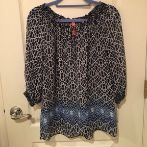 Gorgeous blue patterned blouse