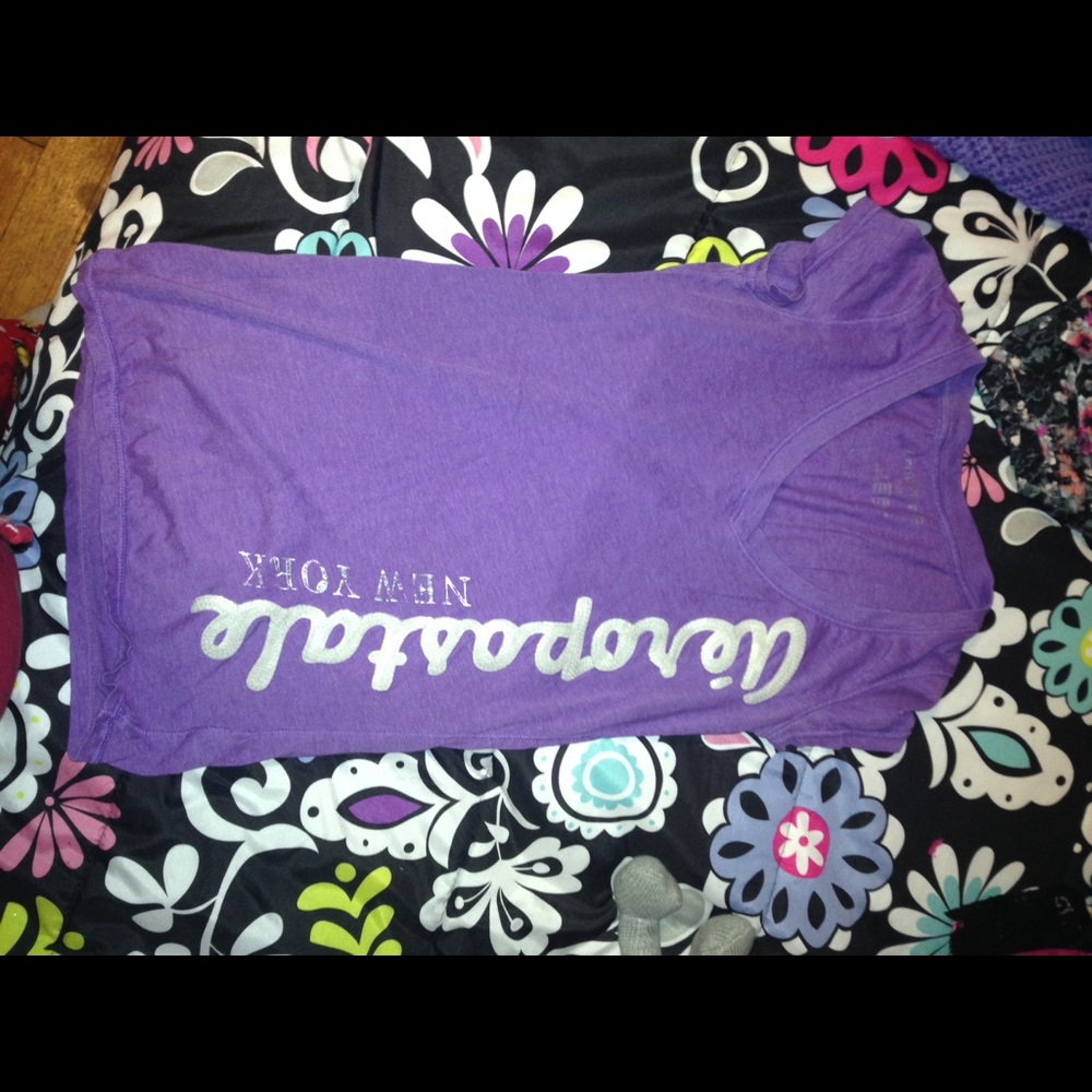 Tee