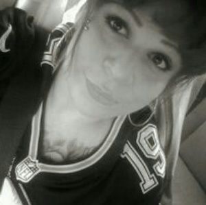 Meet your Posher, Yvonne