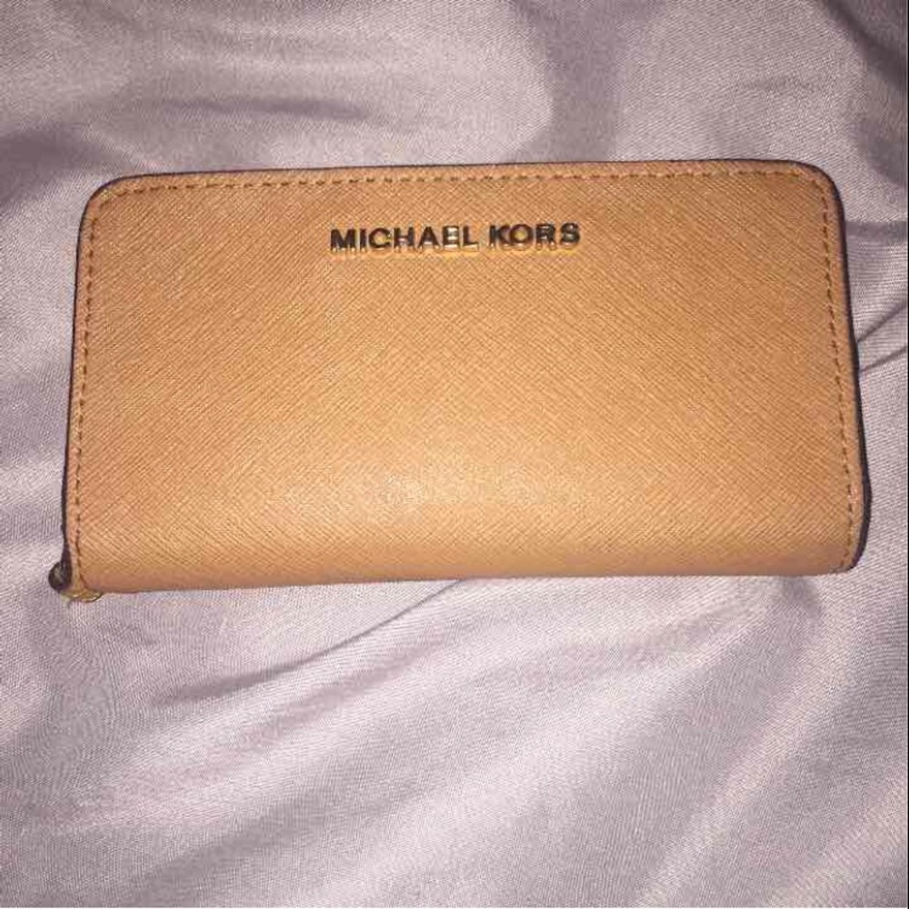 Michael Kors wallet