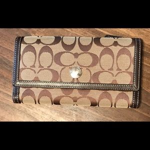 Coach wallet
