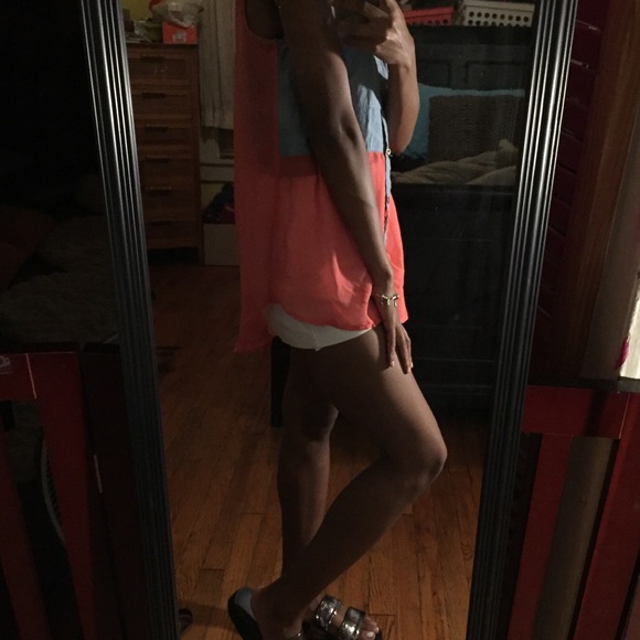 Top - Picture 5 of 6