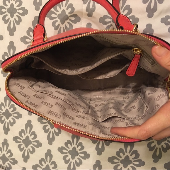 Michael Kors crossbody - Picture 4 of 4