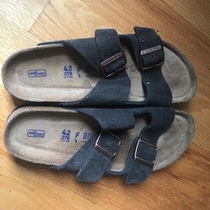 Birkenstock Arizona. Woman size 11 and Men size 9