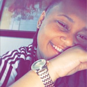 Meet your Posher, Bre