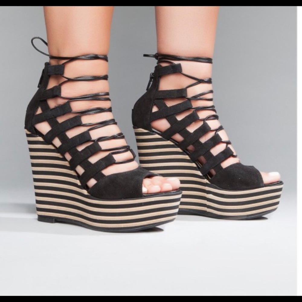 SUMMIT Glynda Black Suede Leather Wedge