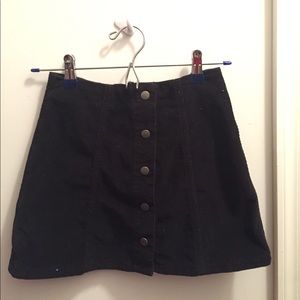 XS black button down corduroy skirt