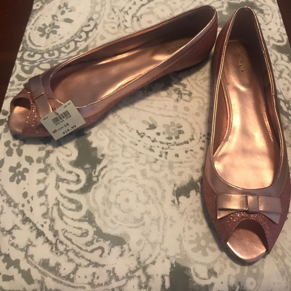 Fioni pink sparkle peep toe flats NWT