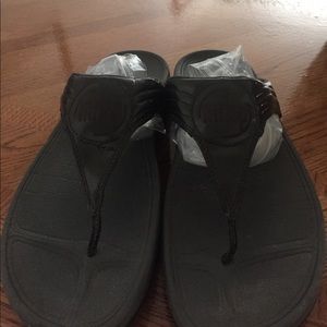 These are gray fit flop