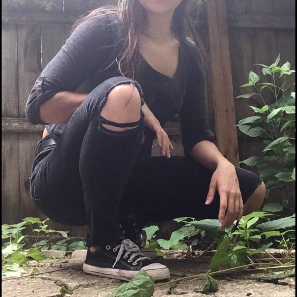 SOLD!! Black High Waisted Skinny Jeans - Picture 1 of 6