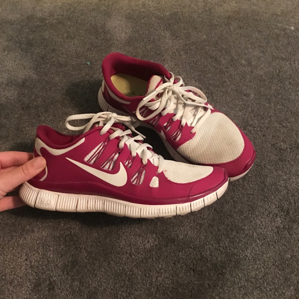 Nike free runs
