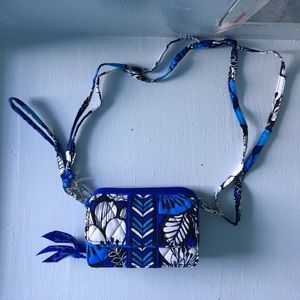 NWOT All in One Crossbody for IPhone 5 Blue Bayou