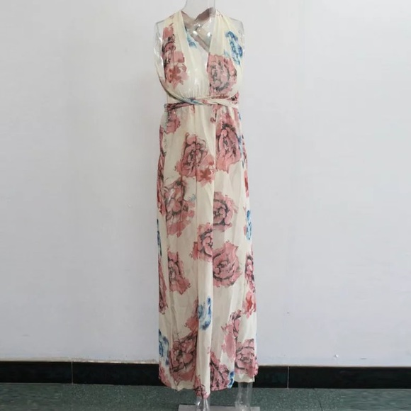 🎀sale🎀Floral dress sheer:can be worn many ways. - Picture 4 of 6