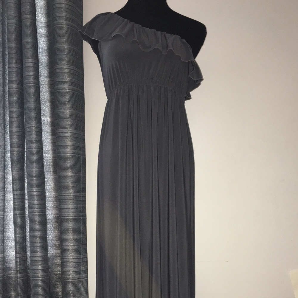 Gray one shoulder maxi dress