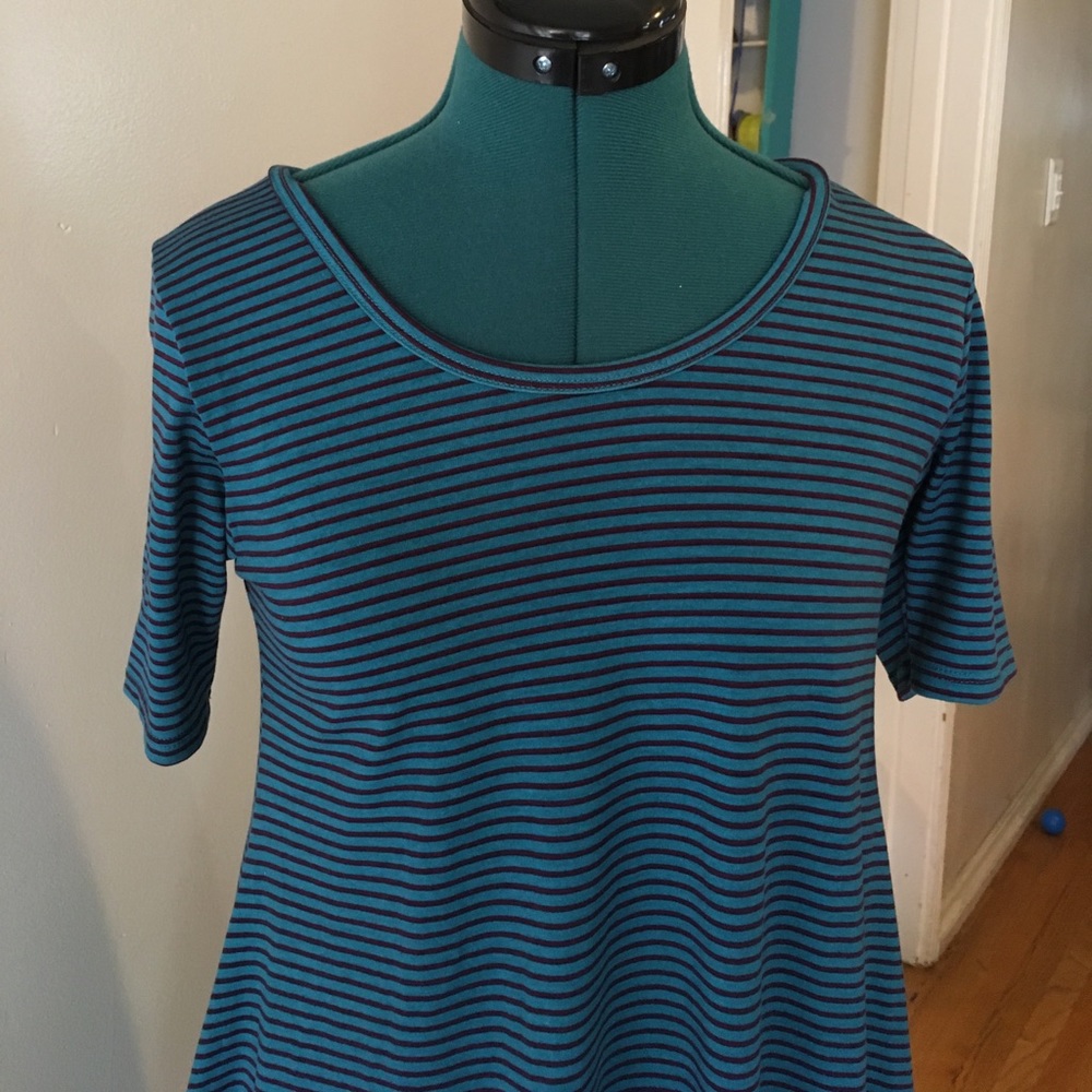 Lularoe Perfect T EUC