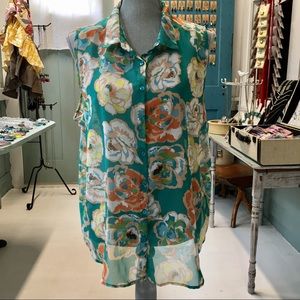 Floral sleeveless shirt sz xl
