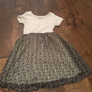 A casual dress for the summer days