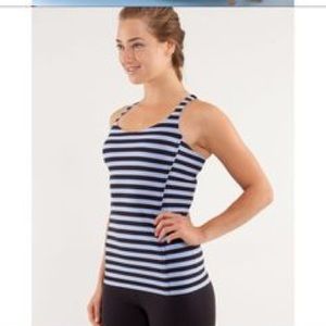 Lululemon workout top