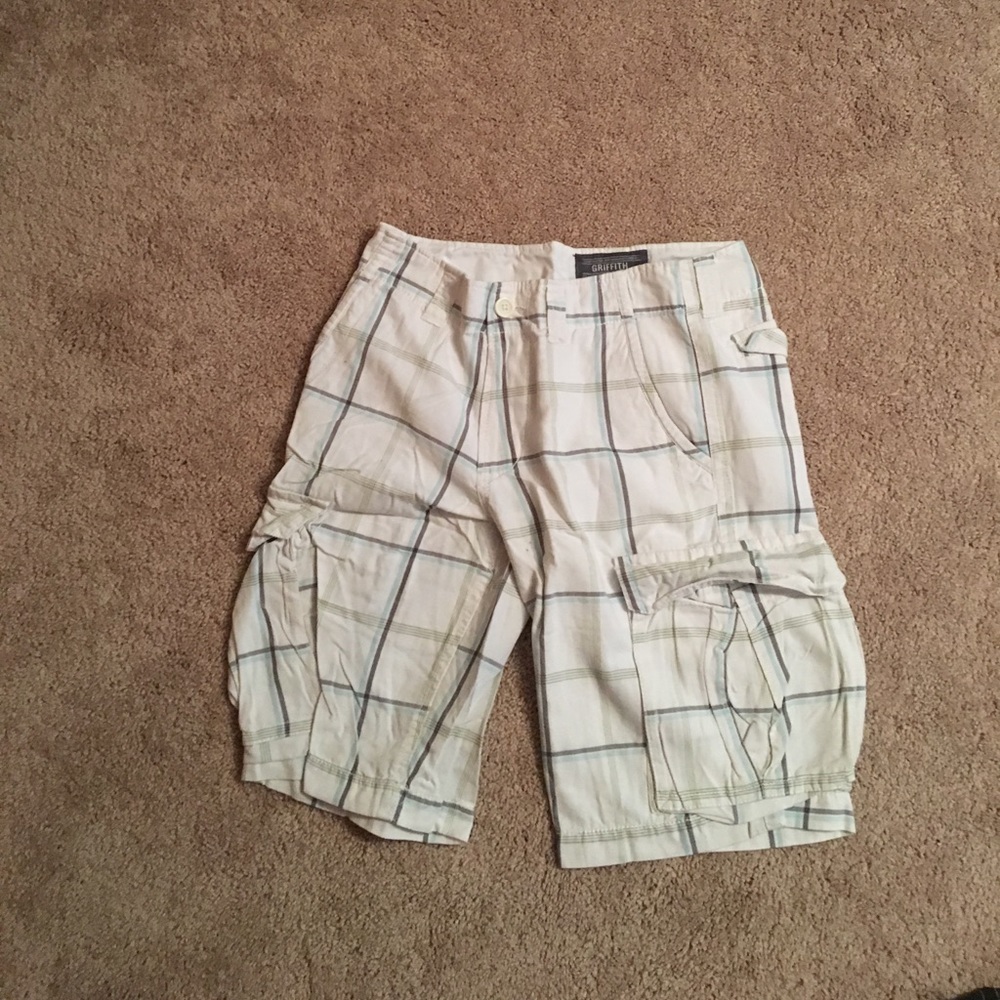 Griffith Striped Cargo Shorts (Cream w/ Stripes)