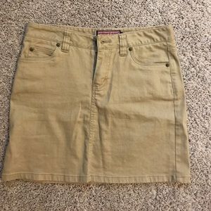 Vineyard vines skirt!