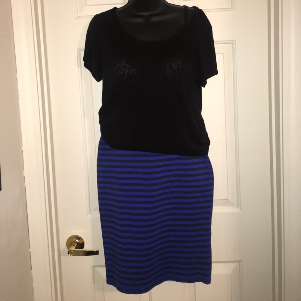 NWOT Cute Blue & Black Skirt