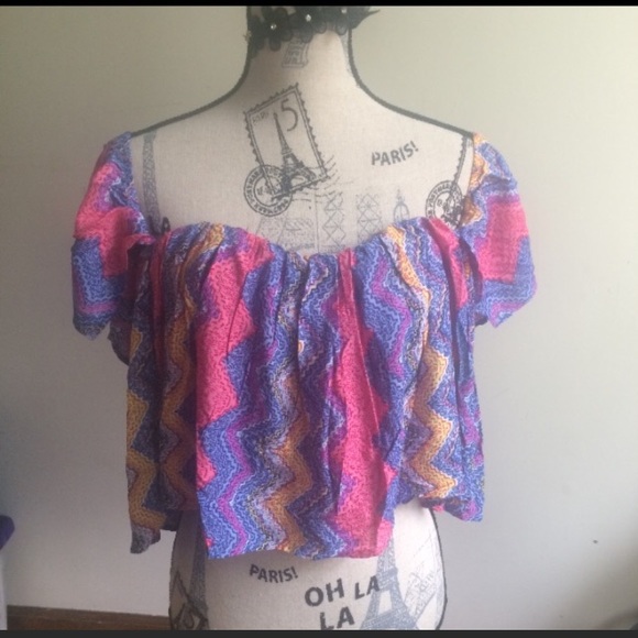 ๐Off The Shoulder Top - Picture 5 of 8