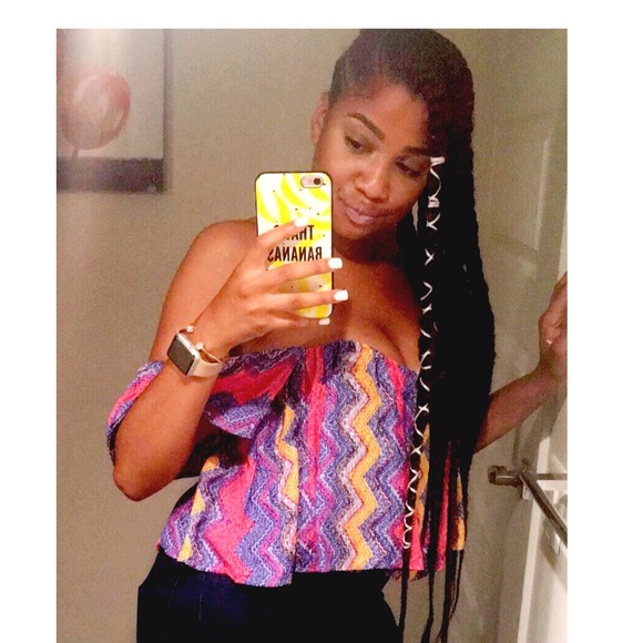 ๐Off The Shoulder Top - Picture 4 of 8