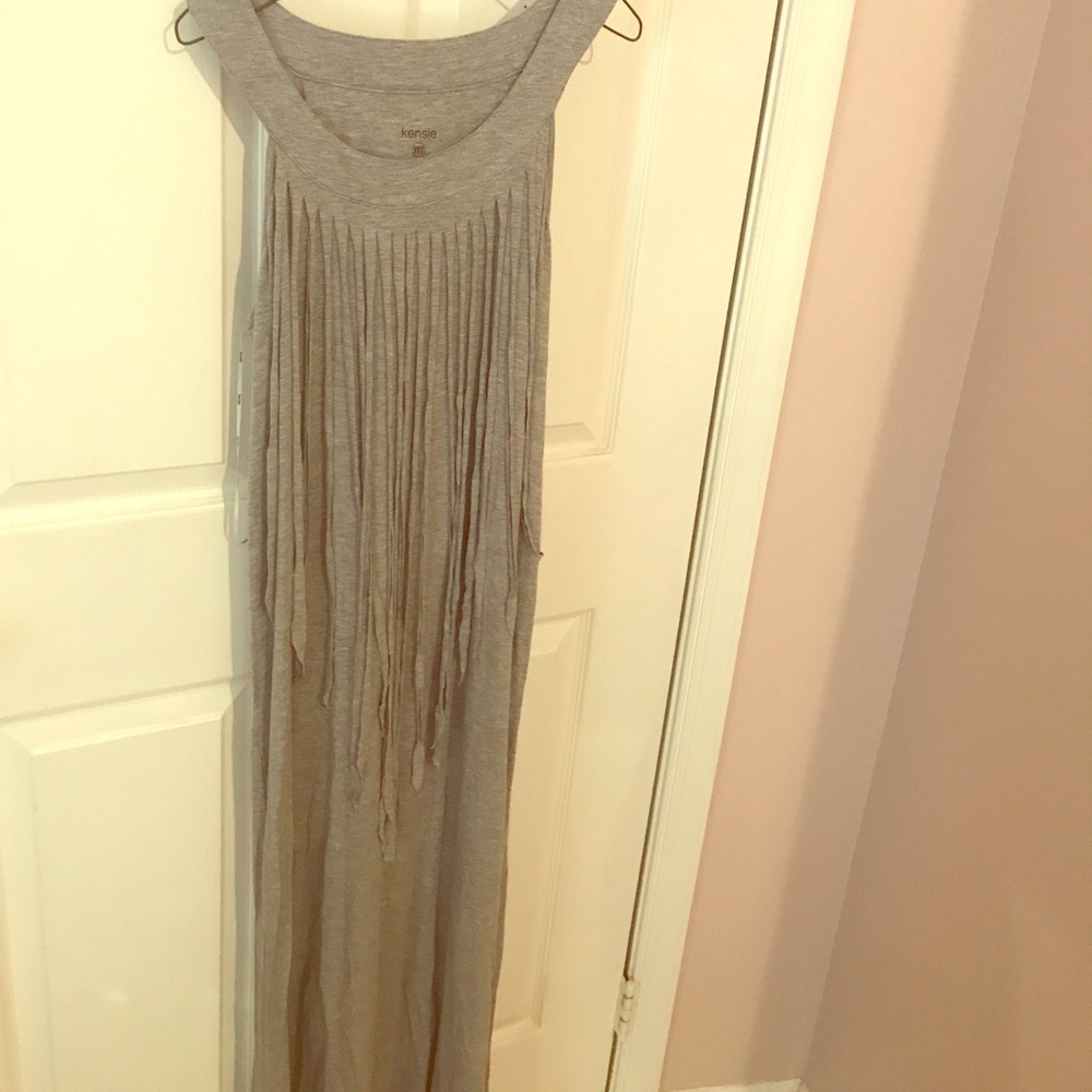 Adorable grey maxi dress