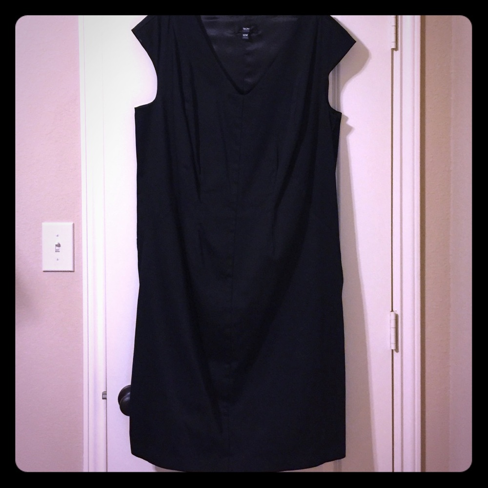 Mossimo: Simple Black Dress