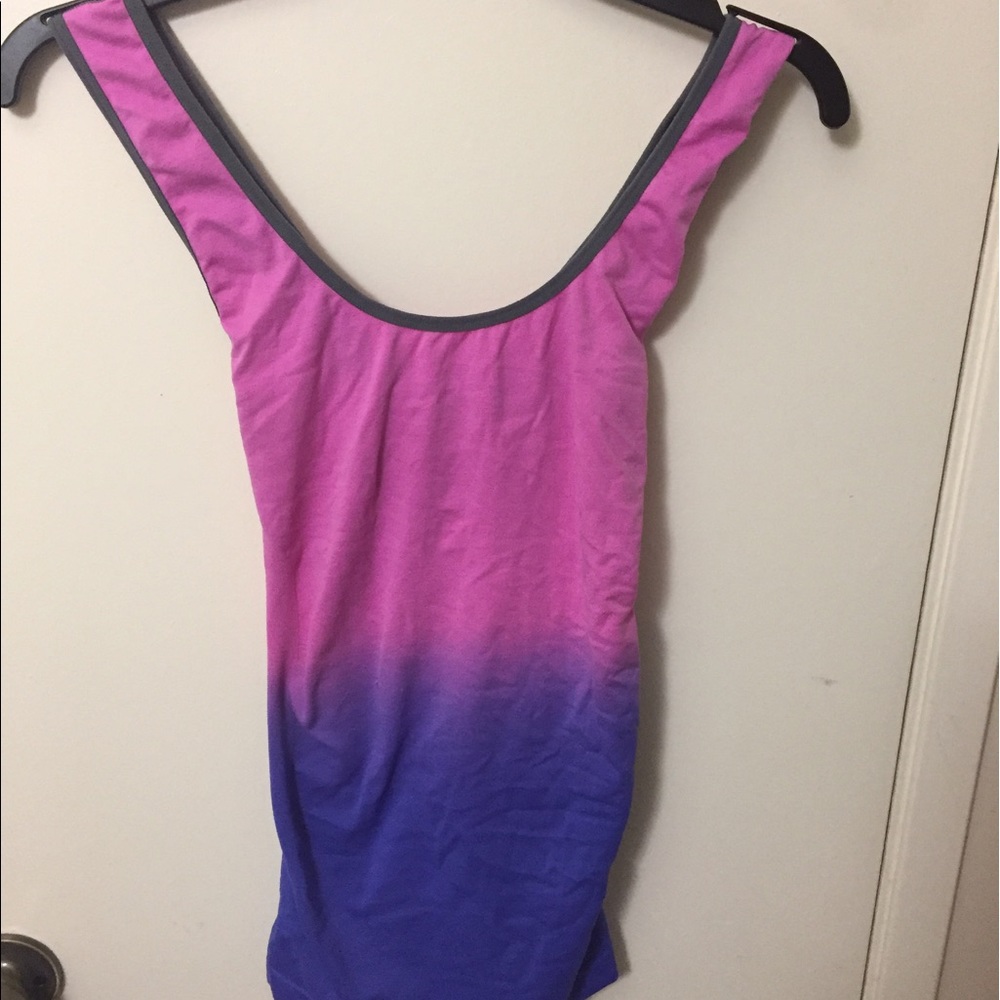 🌟 ⚡️Ombré stretchy workout tank top⚡️