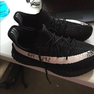 Yeezy boost 350 Oreo UA(not authentic)