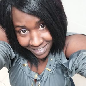 Meet your Posher, Ronisha