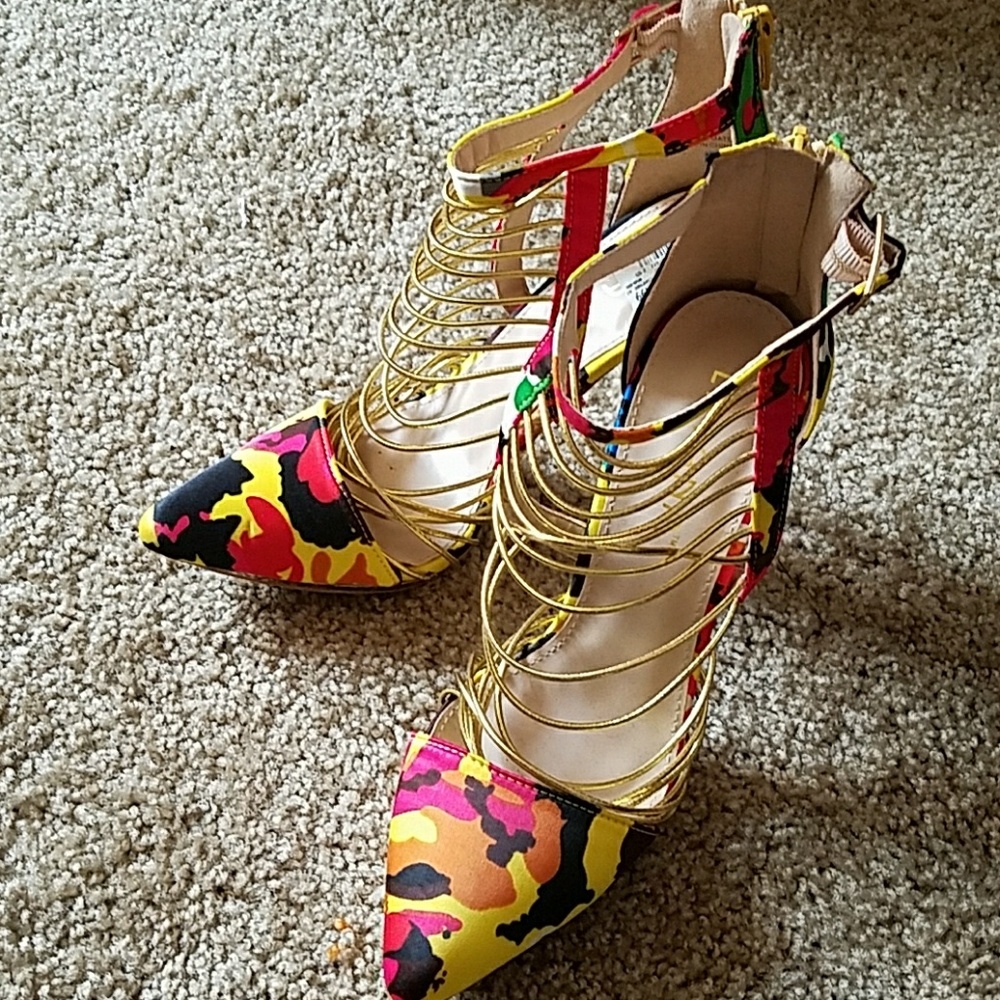 Colorful pumps