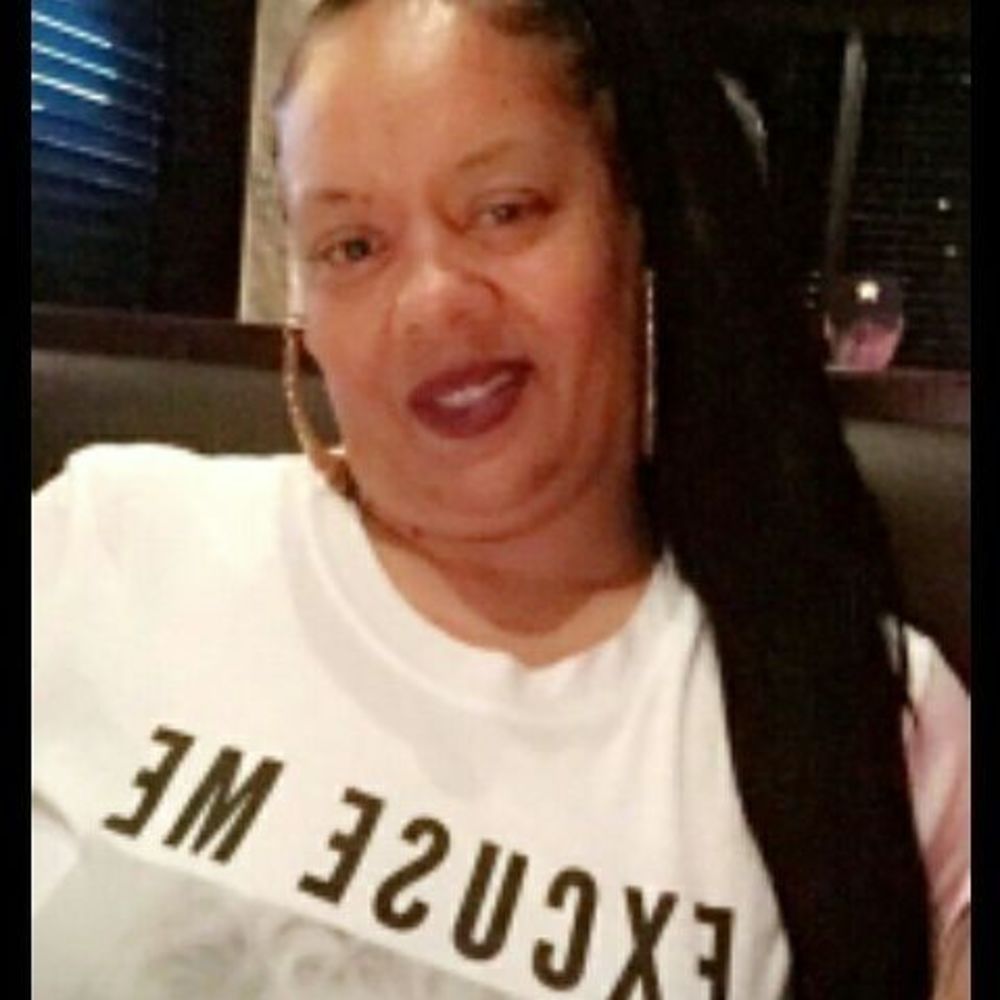 Meet your Posher, Neda