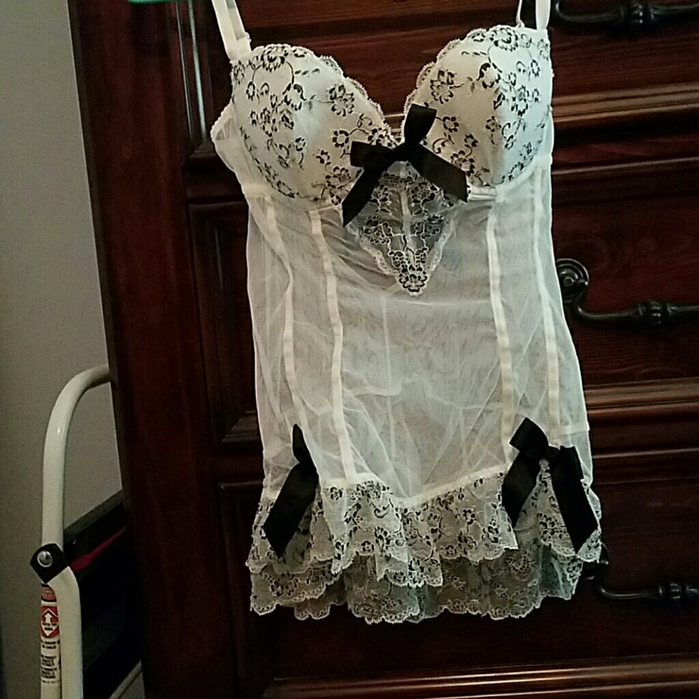 VS lingerie