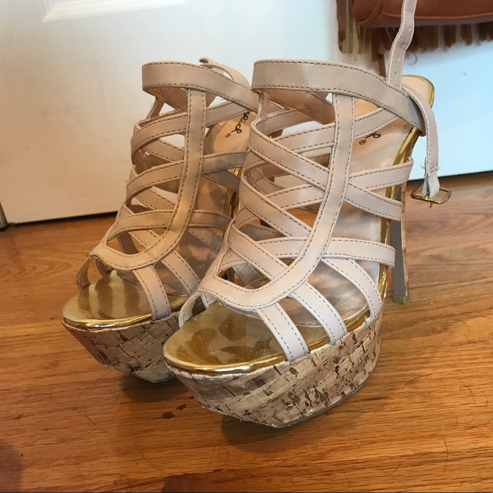 Nude sandal cork heels