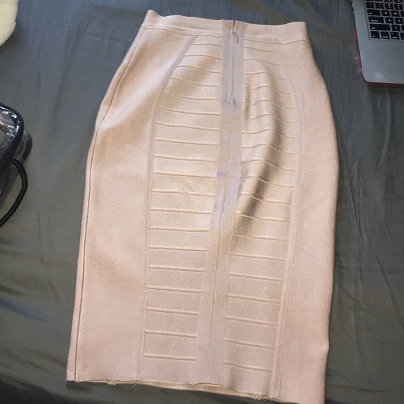 Bandage pencil skirt - Picture 2 of 4