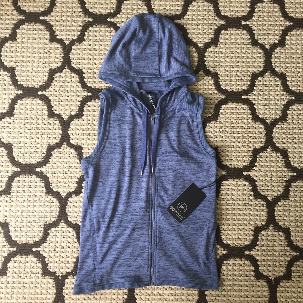 90 Degrees Hooded Vest