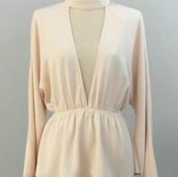 Deep cut blouse - Picture 1 of 1